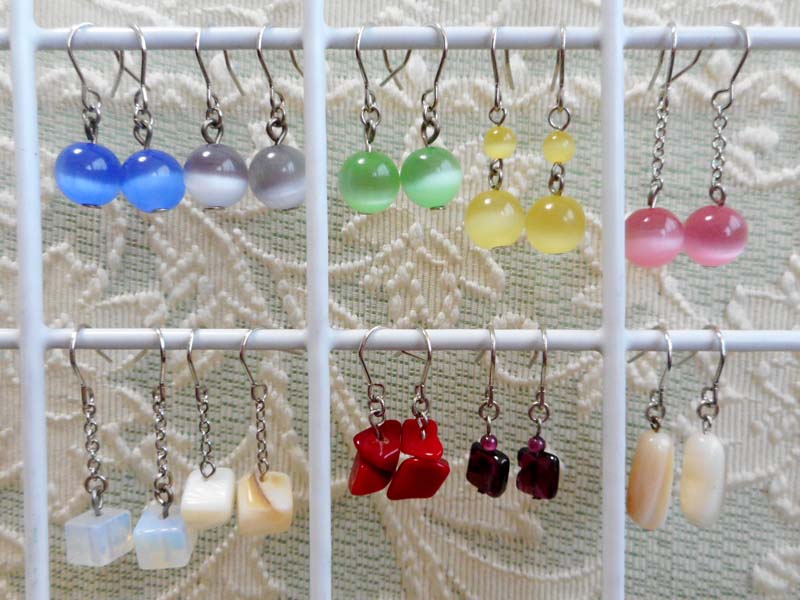 ピアスセットの画像がここに入っています