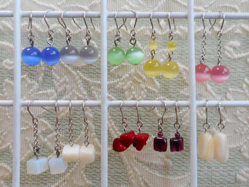 ピアスセットの画像がここに入っています